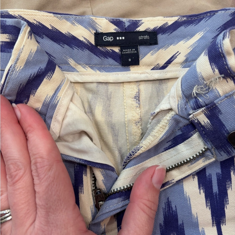 Levi Dark Blue Denim Shorts with GAP Mixed Color, Tan and Pink bundle - Picture 3 of 5